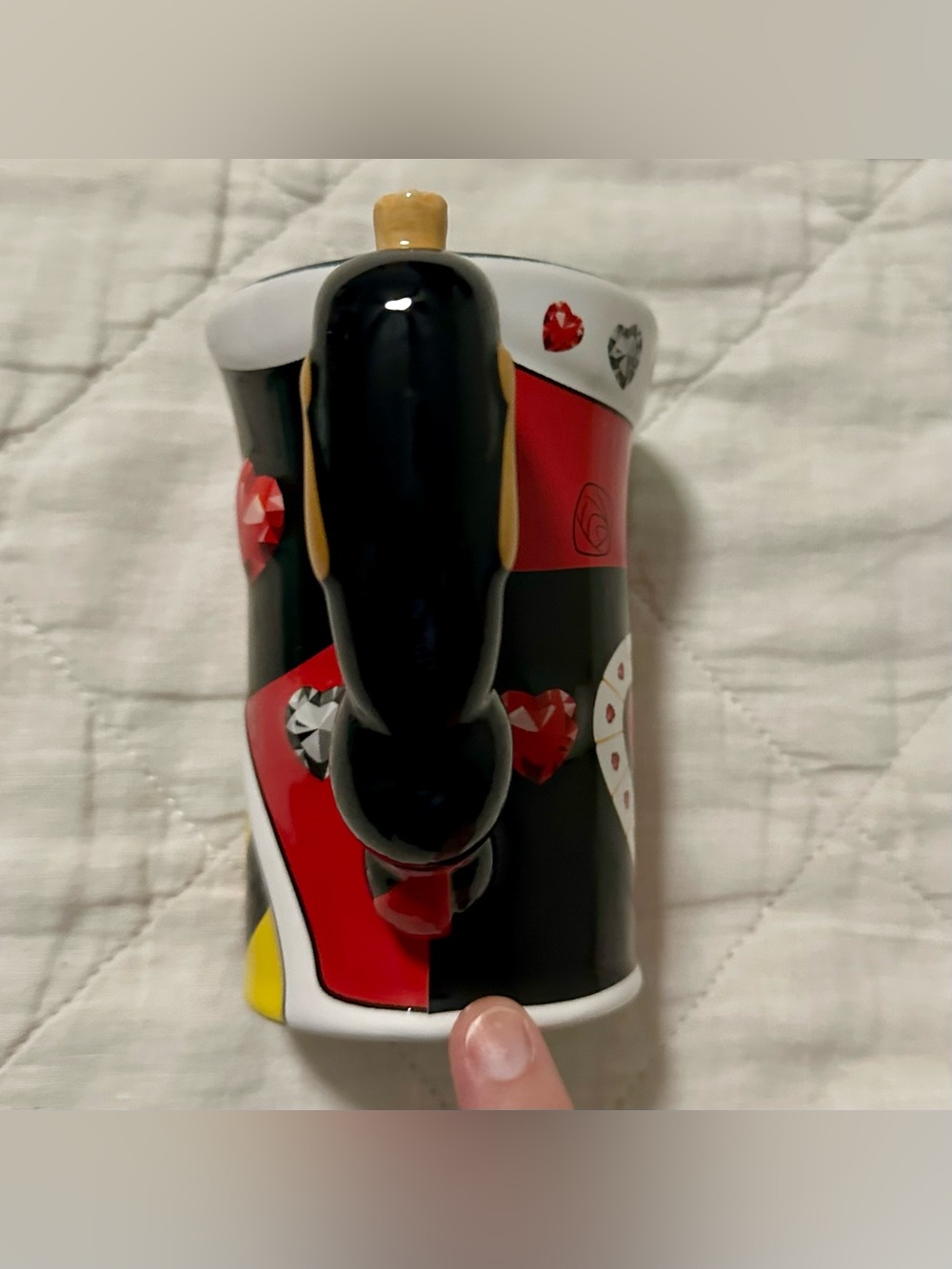Queen of Hearts Mug Disney Alice in Wonderland - Picture 2 of 5
